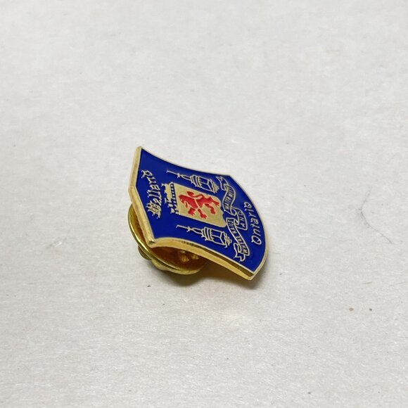 Welland Ontario Lapel Pin Blue Enamel Metal Gold-Tone Pinback Canada Collectible - Picture 6 of 6